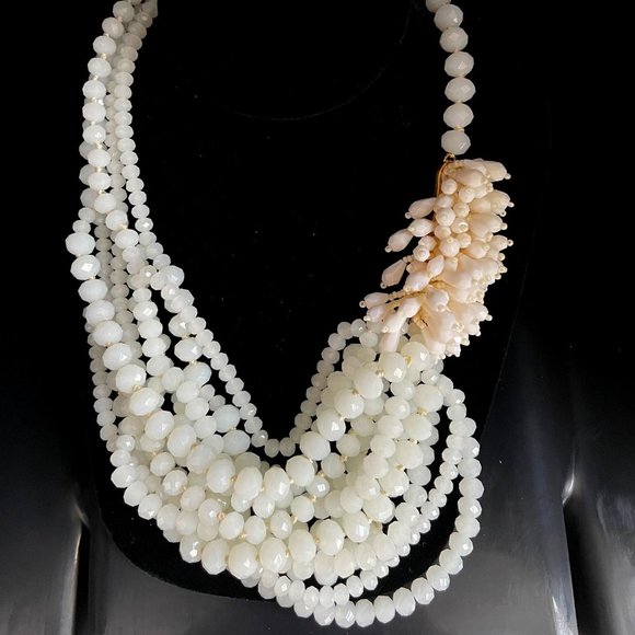 New in Box India Hicks Necklace - White - Picture 1 of 1